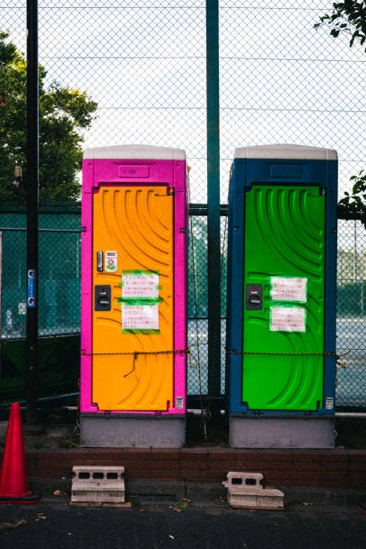 Best Construction site porta potty rental  in Russell, KS
