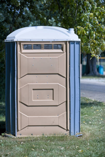 Portable Toilet Options We Offer in Russell, KS